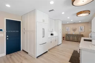 1240 Pierce St, Hollywood, FL 33019 - Photo 8
