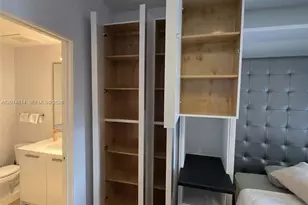 1060 Brickell Ave, Miami, FL 33131 - Photo 18