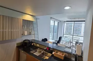 1060 Brickell Ave, Miami, FL 33131 - Photo 10