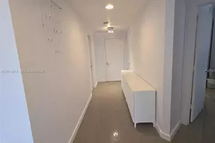 1060 Brickell Ave, Miami, FL 33131 - Photo 24