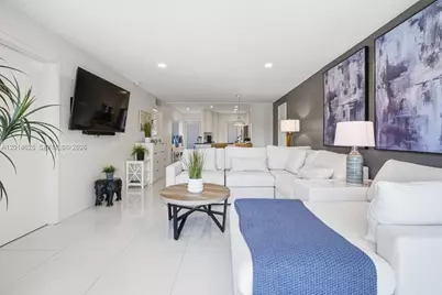 1501 S Ocean Blvd #307, Lauderdale by the Sea, FL 33062 - Photo 4