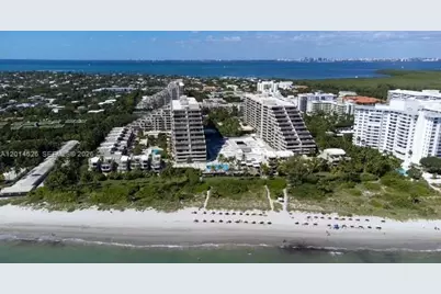 201 Crandon Blvd #424, Key Biscayne, FL 33149 - Photo 1