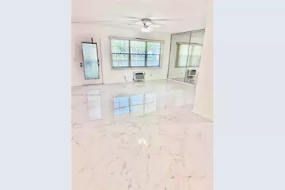 272 Dorset #G, Boca Raton, FL 33434 - Photo 2