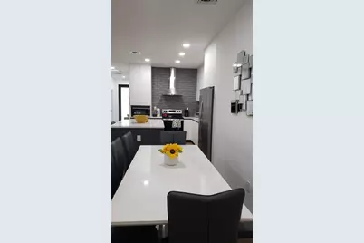613 NW 10th St, Hallandale Beach, FL 33009 - Photo 12