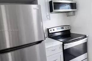 2480 NW 139th St, Opa-Locka, FL 33054 - Photo 16