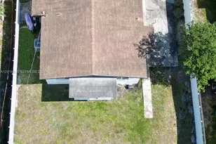 2480 NW 139th St, Opa-Locka, FL 33054 - Photo 4