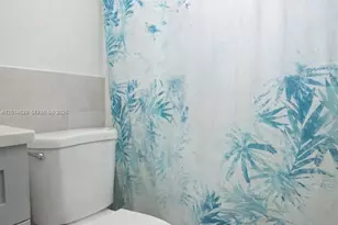 2480 NW 139th St, Opa-Locka, FL 33054 - Photo 10