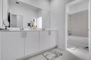 13629 SW 186th Ln, Miami, FL 33177 - Photo 14