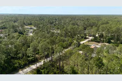 2124 E Parkway, Deland, FL 32724 - Photo 12