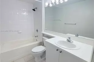 8030 N Nob Hill Rd, Tamarac, FL 33321 - Photo 10