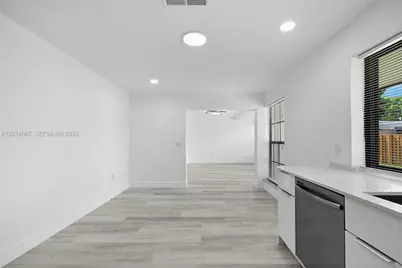 10171 NW 24th St, Sunrise, FL 33322 - Photo 16