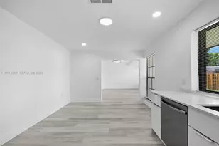 10171 NW 24th St, Sunrise, FL 33322 - Photo 16
