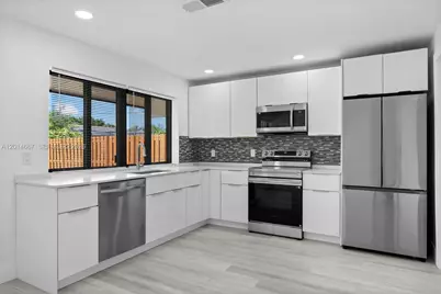 10171 NW 24th St, Sunrise, FL 33322 - Photo 14
