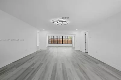 10171 NW 24th St, Sunrise, FL 33322 - Photo 8