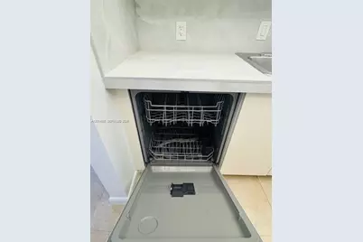 [Address not provided], North Miami, FL 33181 - Photo 10