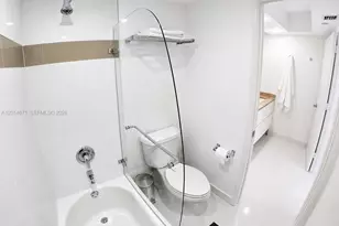 6917 Collins Ave, Miami Beach, FL 33141 - Photo 32