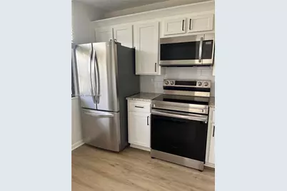 3640 Whitehall Dr #406, West Palm Beach, FL 33401 - Photo 6