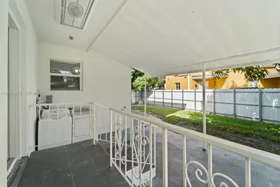 255 Beacom Blvd #Downstairs, Miami, FL 33135 - Photo 16