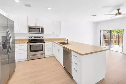 11854 SW 246th Ln, Homestead, FL 33032 - Photo 6