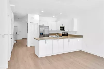 11854 SW 246th Ln, Homestead, FL 33032 - Photo 2