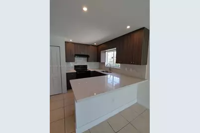 1270 NW 39th St #1270, Miami, FL 33142 - Photo 2