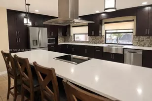 8882 SW 1st Pl, Coral Springs, FL 33071 - Photo 4