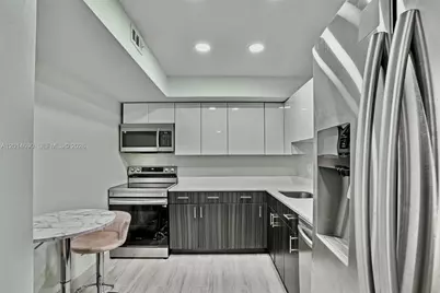 501 Three Islands Blvd #518, Hallandale Beach, FL 33009 - Photo 1