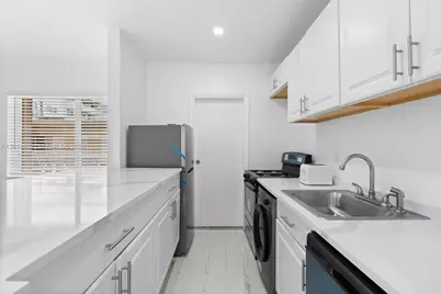 7333 Gary Ave #202, Miami Beach, FL 33141 - Photo 8