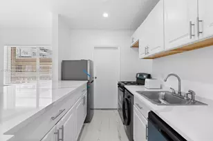 7333 Gary Ave, Miami Beach, FL 33141 - Photo 8