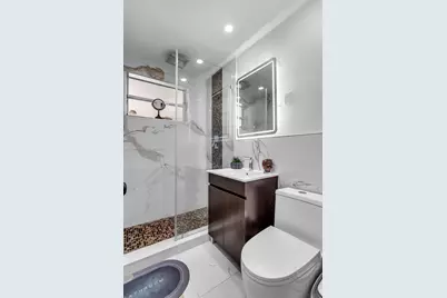 2222 NW 105th St, Miami, FL 33147 - Photo 16