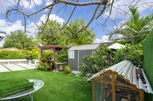 2222 NW 105th St, Miami, FL 33147 - Photo 30