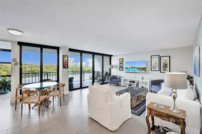 936 Intracoastal Dr #4F, Fort Lauderdale, FL 33304 - Photo 2