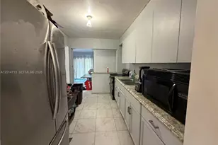 385 NE 129th St, North Miami, FL 33161 - Photo 10