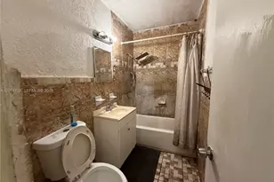 385 NE 129th St, North Miami, FL 33161 - Photo 4