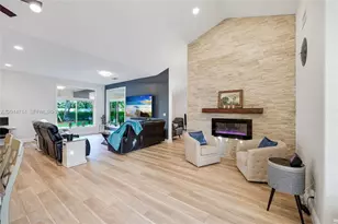 1190 Balboa Ct, Weston, FL 33326 - Photo 4