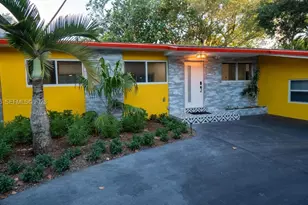 936 NE 128th St, North Miami, FL 33161 - Photo 2