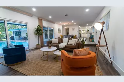 936 NE 128th St, North Miami, FL 33161 - Photo 4