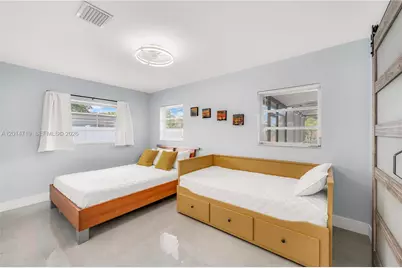 1111 NW 70th Ter, Plantation, FL 33313 - Photo 32
