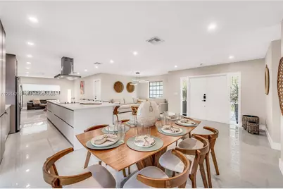 1111 NW 70th Ter, Plantation, FL 33313 - Photo 16