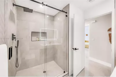 1111 NW 70th Ter, Plantation, FL 33313 - Photo 36