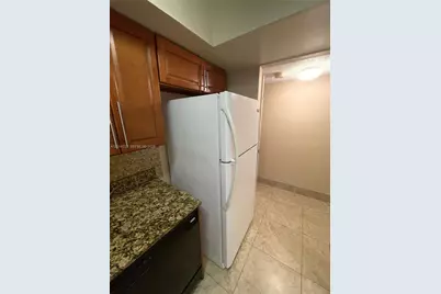 2000 Atlantic Shores Blvd #118, Hallandale Beach, FL 33009 - Photo 24