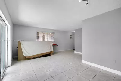 2385 NW 32nd St, Miami, FL 33142 - Photo 18