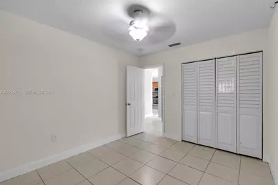2385 NW 32nd St, Miami, FL 33142 - Photo 14