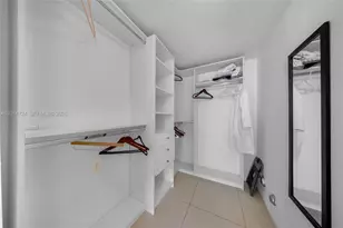 31 SE 6th St, Miami, FL 33131 - Photo 18