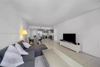 31 SE 6th St #907, Miami, FL 33131 - Photo 8