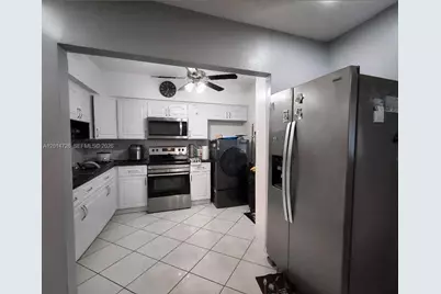 8600 NW 57th Ct, Tamarac, FL 33321 - Photo 6
