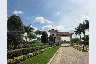 10840 W 33rd Ln, Hialeah, FL 33018 - Photo 16