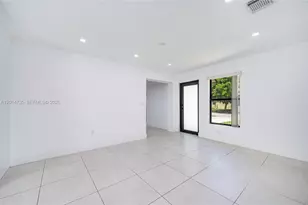 2106 Plunkett Ct, Hollywood, FL 33020 - Photo 6