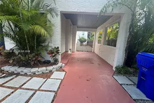 536 NE 69th St, Miami, FL 33138 - Photo 22