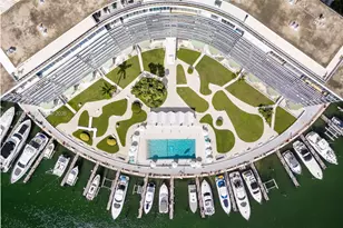 900 Bay Dr, Miami Beach, FL 33141 - Photo 1